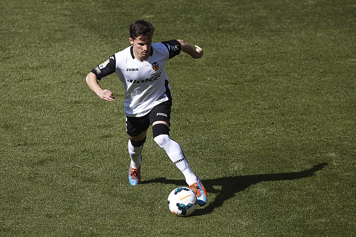 关于格拉纳达足球队成员经过艰苦训练备战国内赛事的信息 关于格拉纳达足球队成员经过艰苦训练备战国内赛事的信息