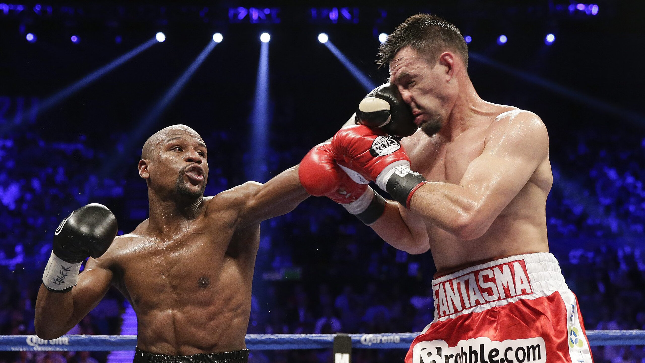 绿茵场上的凯尔特风暴，当卡马文加在苏格兰对阵突尼斯的雨夜中统治全场