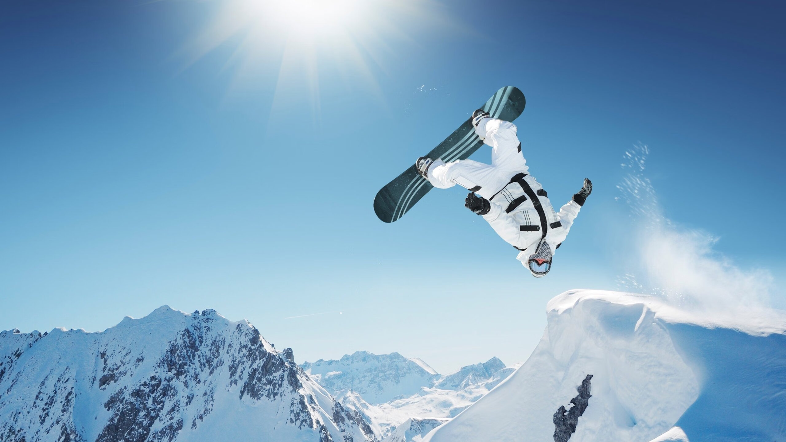 赛道上的交响诗，霍勒迪的揭幕战之夜