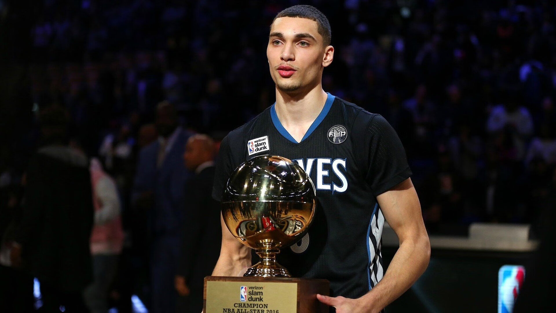 浓眉舞台越大越强，马刺式封锁冻结广厦队—现代篮球的战术博弈启示